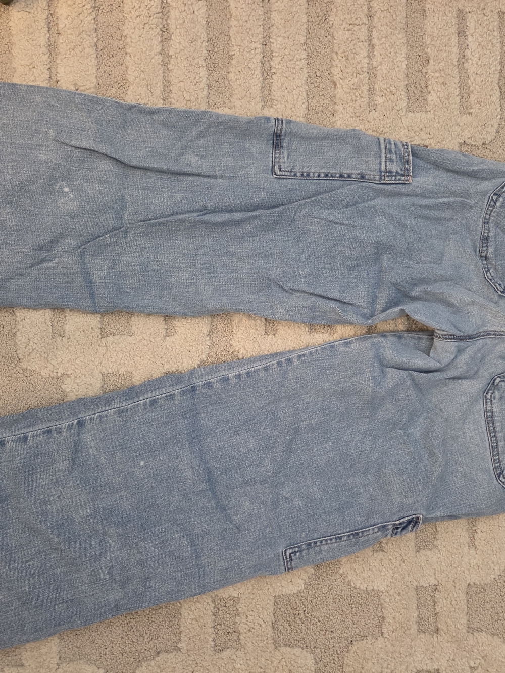 American Eagle Outfitters Wide-Leg Cargo Jeans. Size 0 Regular - Picture 4 of 4